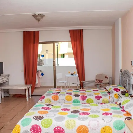In Parque Cattleya, Playa De Americas Apartamento *